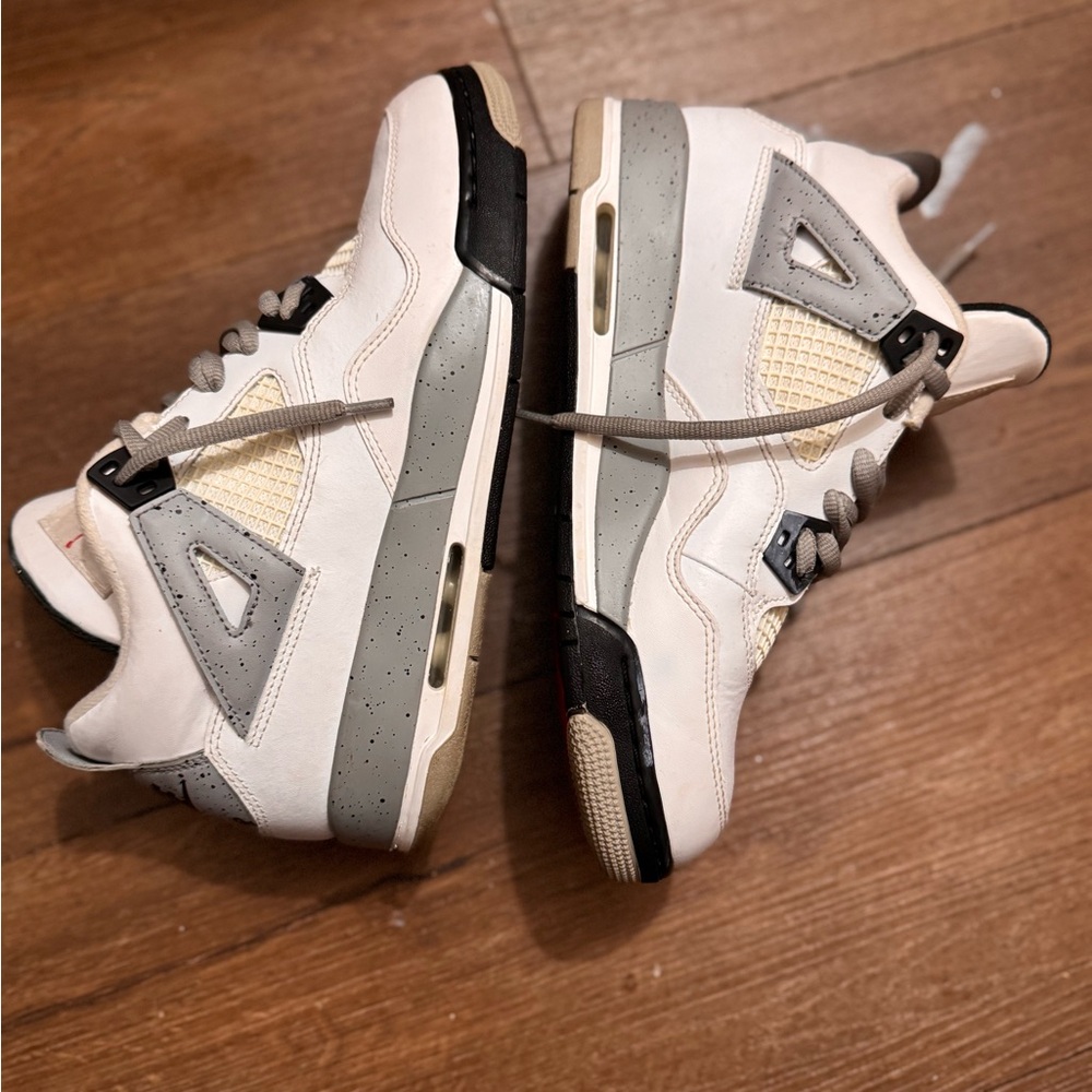 Air Jordan 4 Retro OG BG 2016 Sz. 7Y “White Cement” Sz. 7Y 836016-192 🔥🔥 - Picture 4 of 8
